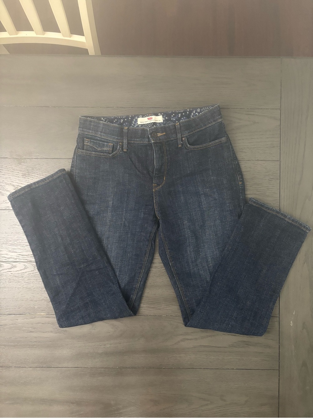 Levi’s 525 Perfect Waist Straight Leg Jeans Women’s 10 S/C Dark Wash